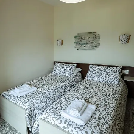 Il Tritone Frühstückspension